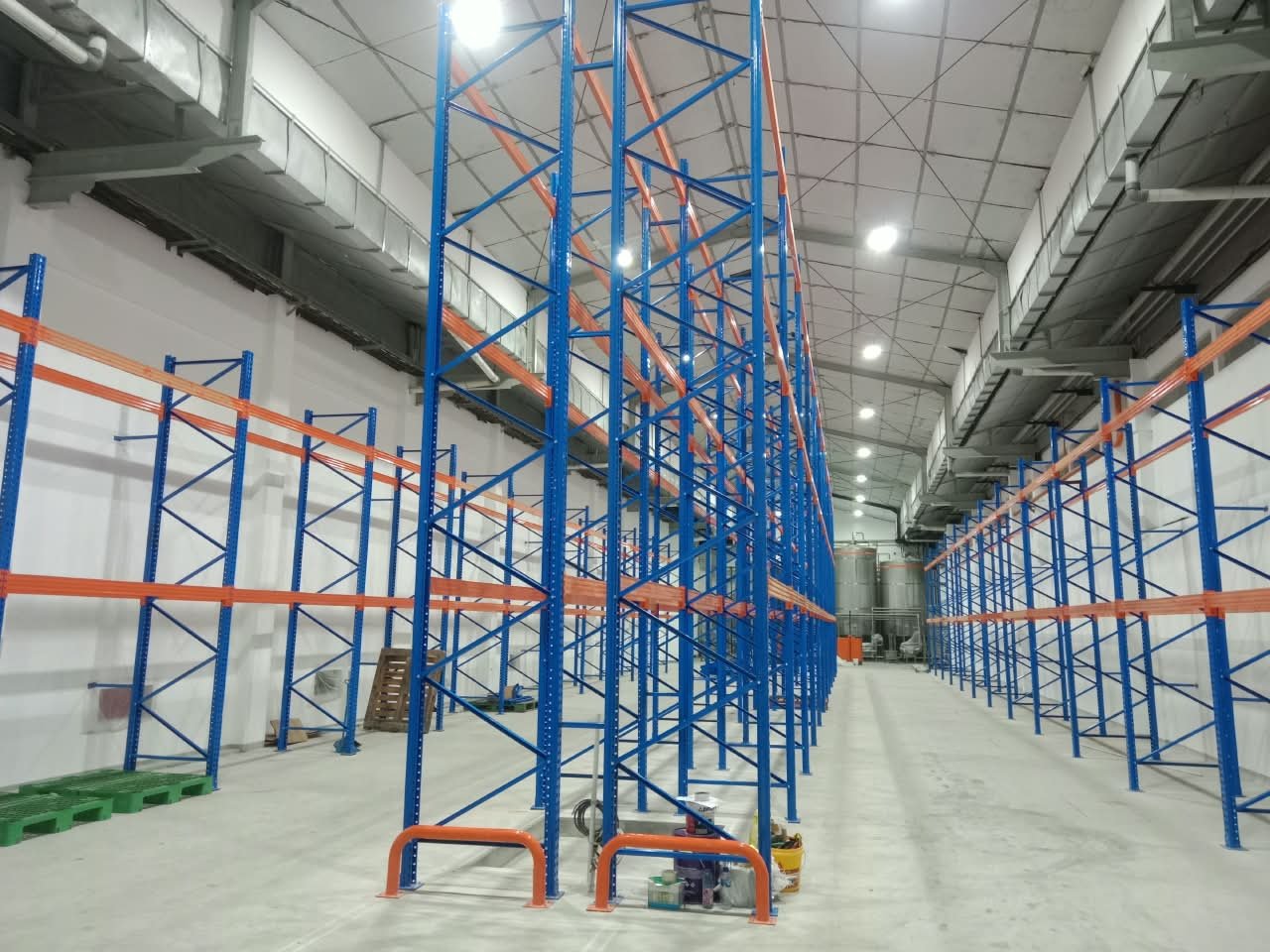 Foto pendukung halaman Rak Gudang Kosmetik & Skincare Sesuai CPKB — Perkasa Racking TAP (1)